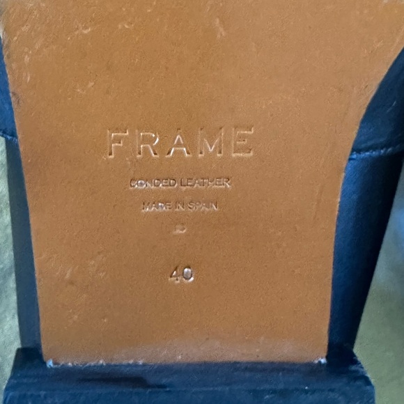 Frame Le Miramar Black Leather Chain Embellished Collapsible Heel Loafer Size 40 - Picture 13 of 15